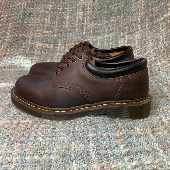 Dr. Martens 8053 5 Eye Padded Collar Leather Shoe in Dark Brown Crazy Horse - Picture 2 of 5